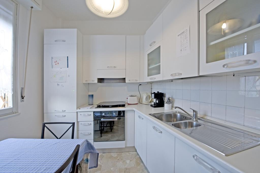 Apartment Chiesarossa Milão Quarto foto
